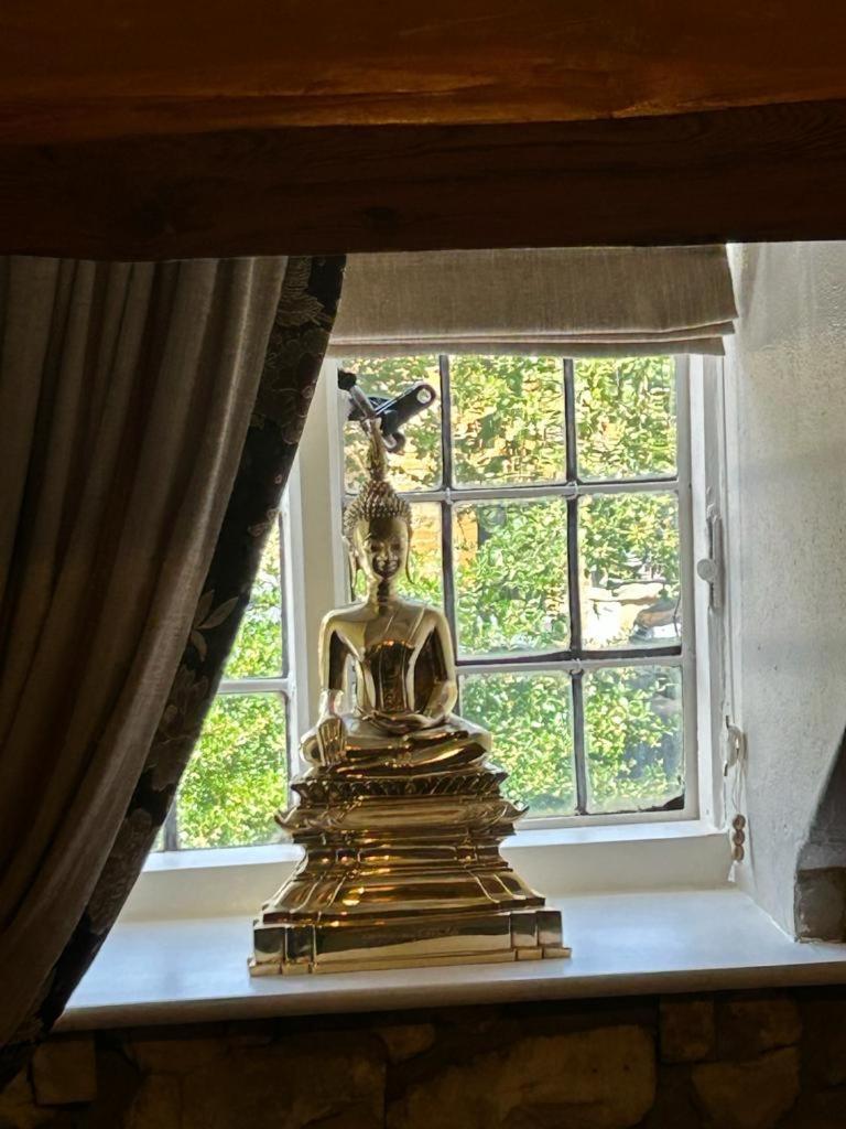 Siam Cottage Guesthouse Over 300 Years Old With Thai Restaurant Moreton-in-Marsh Extérieur photo